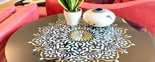 Reverse-Painting on Glass